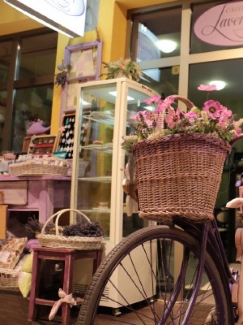 Lavender Caffe Bar